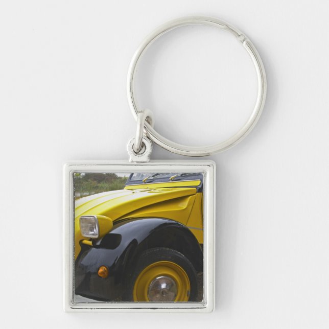 An old black and yellow Citroen 2CV 2 CV, Keychain (Front)