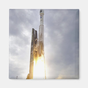 An United Launch Alliance Atlas V rocket lifts Magnet