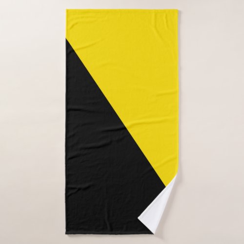 Anarcho capitalism flag anarchy symbol black yello bath towel
