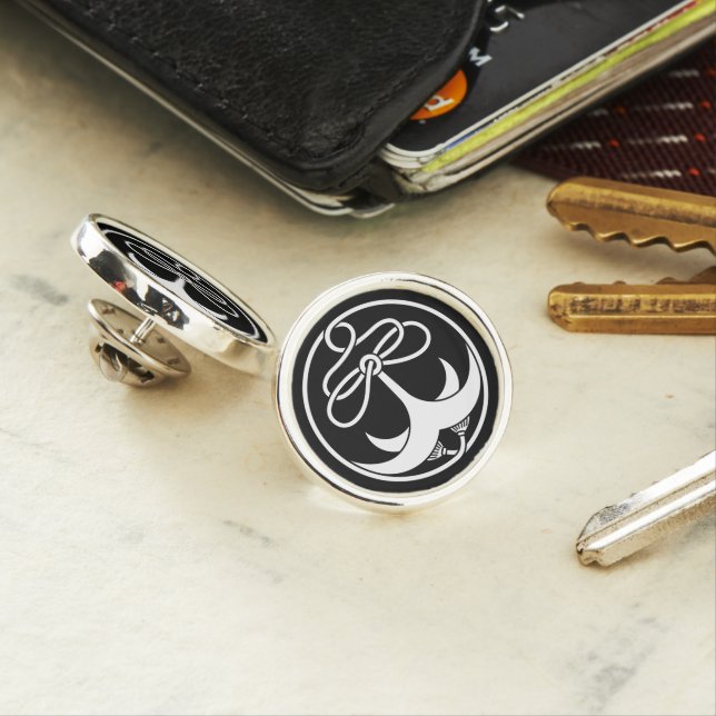 Anchor with rope lapel pin (In Situ)