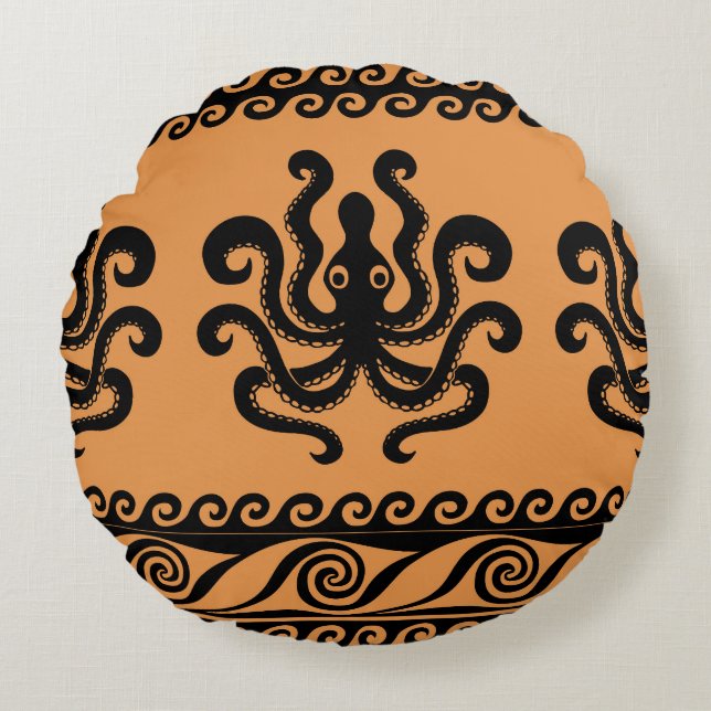 Ancient Greek octopus, wave pattern Round Pillow (Front)