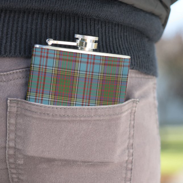 Anderson Clan Tartan Plaid Pattern Scottish Flask (In Situ)