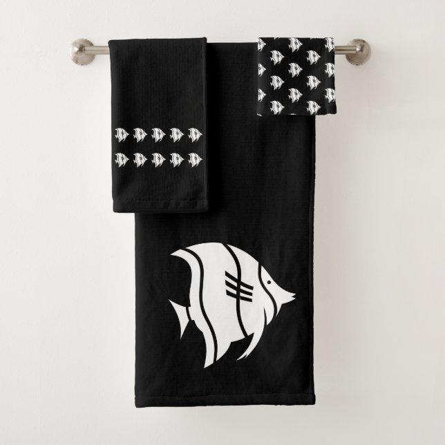 Angelfish Black and white coastal decor Bath Towel Set (Insitu)