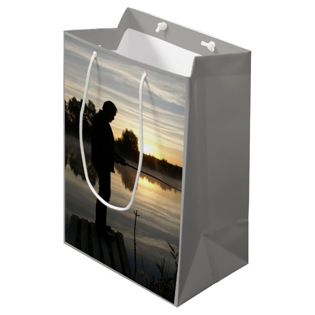 Angler morning medium gift bag (Front Angled)