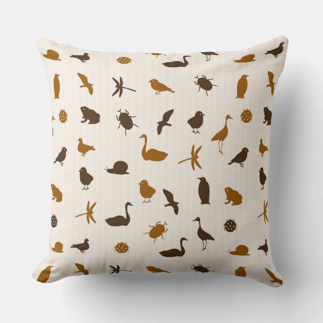 Animal pattern 2 throw pillow (Front)