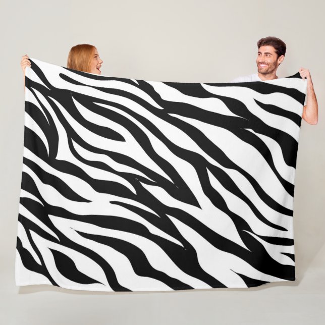Animal print fleece blanket (In Situ)