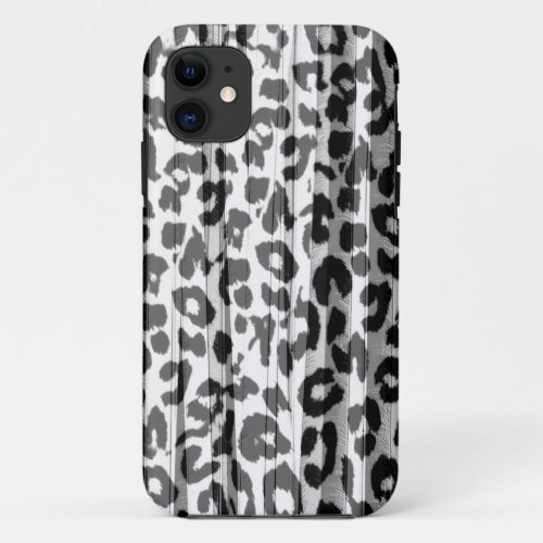 Animal print fur skin of leopard iPhone 11 case