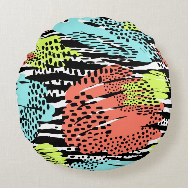 Animal Print Pattern Round Pillow  (Front)