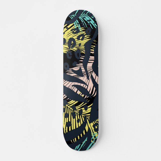 Animal print pattern skateboard (Front)