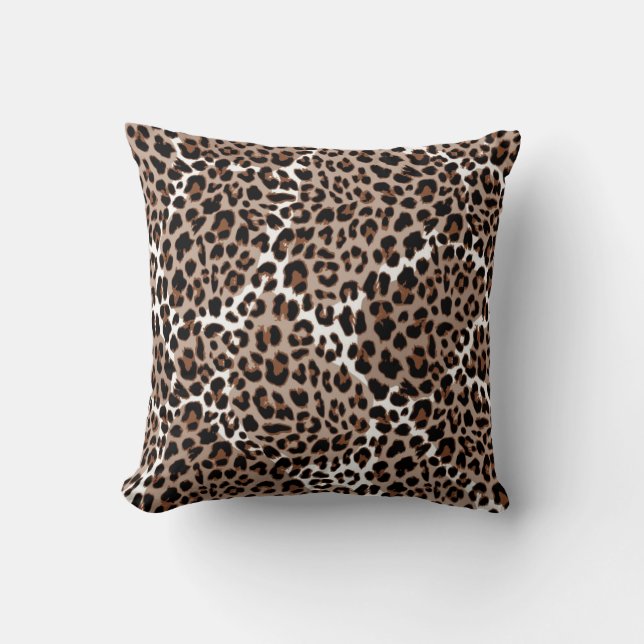 Animal print pattern throw pillow (Front)