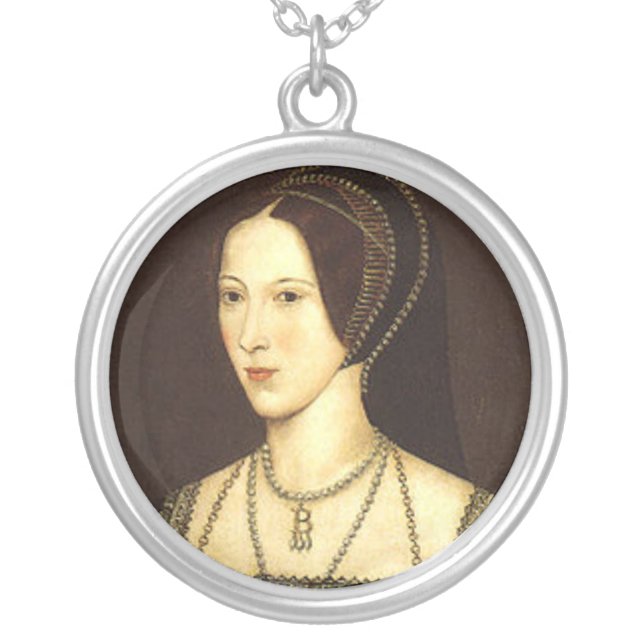 Anne Boleyn Round Necklace (Front)