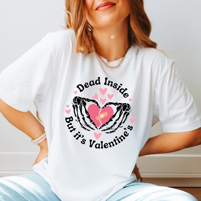 Anti Valentine's Day Funny and sarcastic  Skeleton T-Shirt (Creator Uploaded)