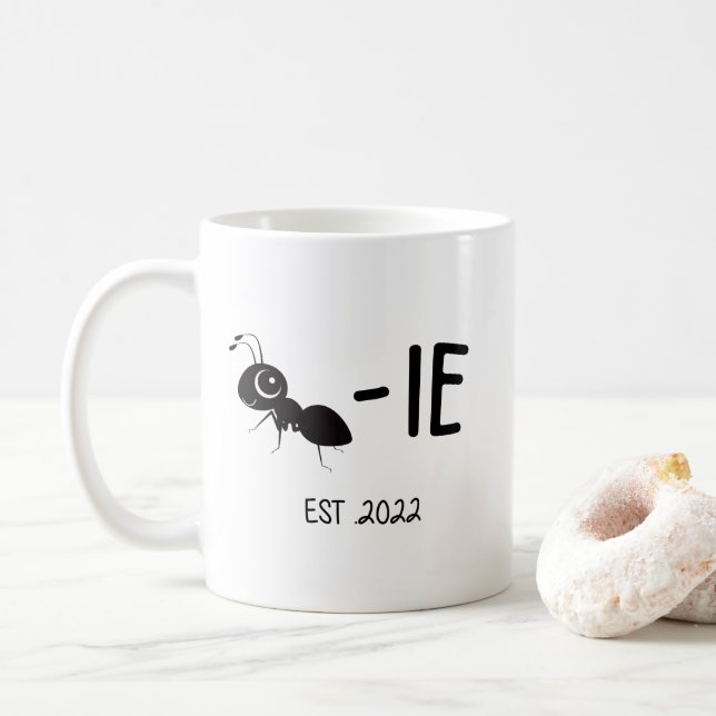 Antie EST 2022 , Gift for New Aunt Coffee Mug (With Donut)