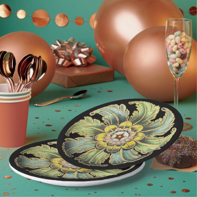 Antique Architectural Rosette No. 1 Paper Plates (Multi)