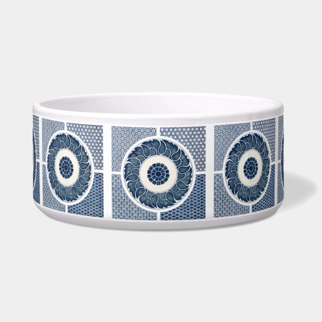 Antique Chinese Blue White Porcelain Pattern Bowl (Front)