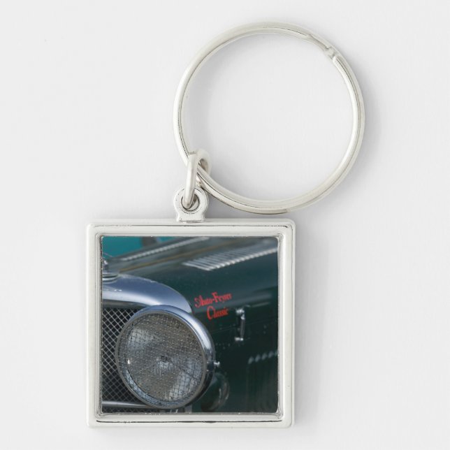 antique jaguar keychain (Front)