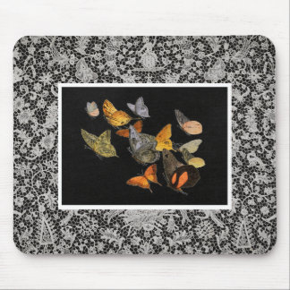 ANTIQUE LACE PATTERN WITH BUTTERFLIES Mousepad