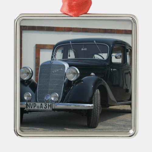 antique mercedes 3 metal ornament