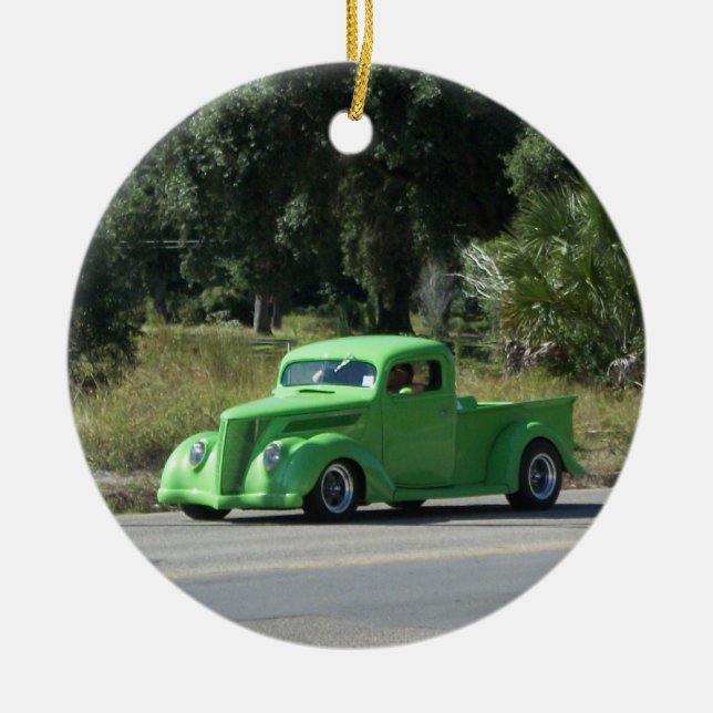 Antique truck ceramic ornament (Front)