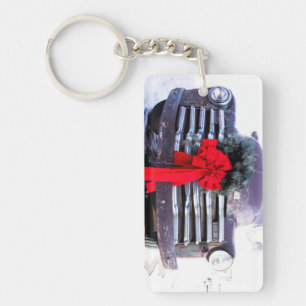 Antique Truck with Festive Christmas Wreath Keychain