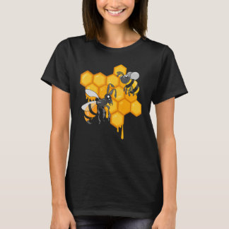 Apiculture Cute Bees Honeycomb Bee Hive Beekeeping T-Shirt