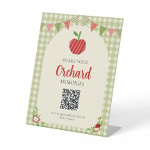 Apple of Our Eye Baby Shower Photo Share QR Code