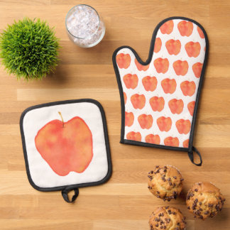 Apple Oven Mitt & Pot Holder Set