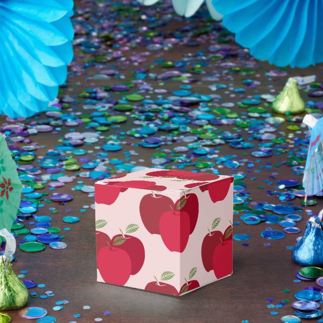 Apple Pattern Classic Favor Box for Party Gifts (Party)