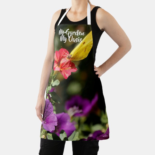 Apron featuring garden flowers and butterfly (Insitu)