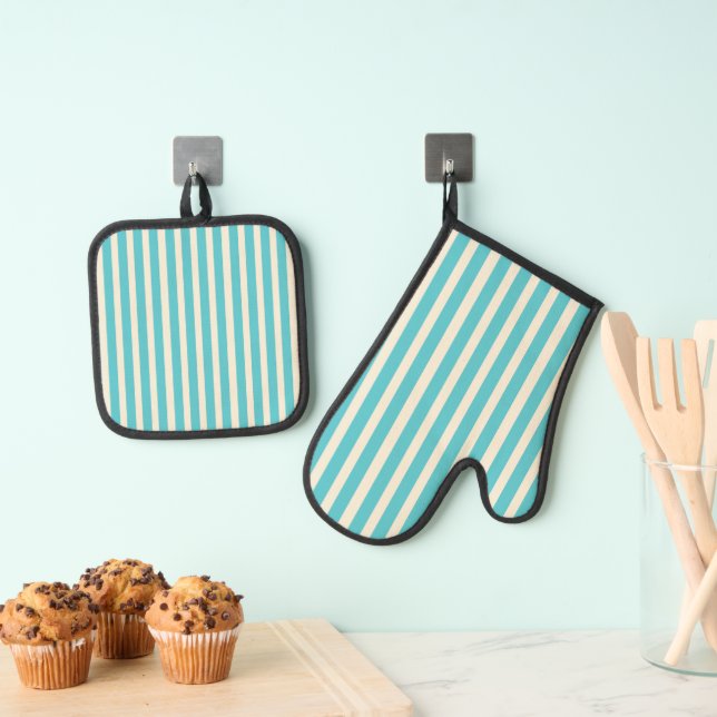 Aqua Stripes Oven Mitt & Pot Holder Set (Insitu(Hanging))