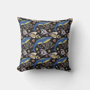 Aquatic animals pattern ocean underwater life 17 throw pillow