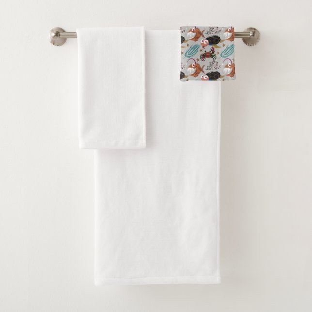 Aquatic animals pattern | ocean underwater life 37 bath towel set (Insitu)