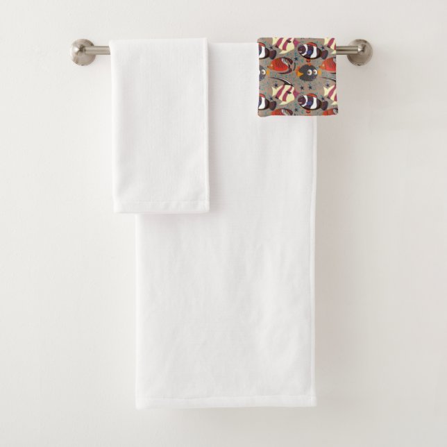 Aquatic animals pattern | ocean underwater life 41 bath towel set (Insitu)
