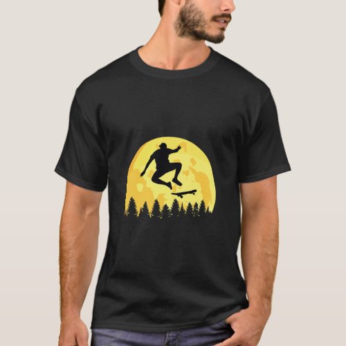 Ar Skateboard Moon Vintage Retro Graphic Cool  T_Shirt
