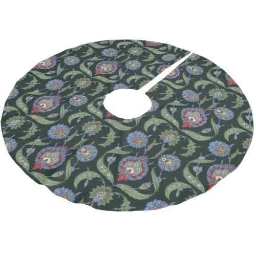 Arabesque floral pattern brushed polyester tree skirt