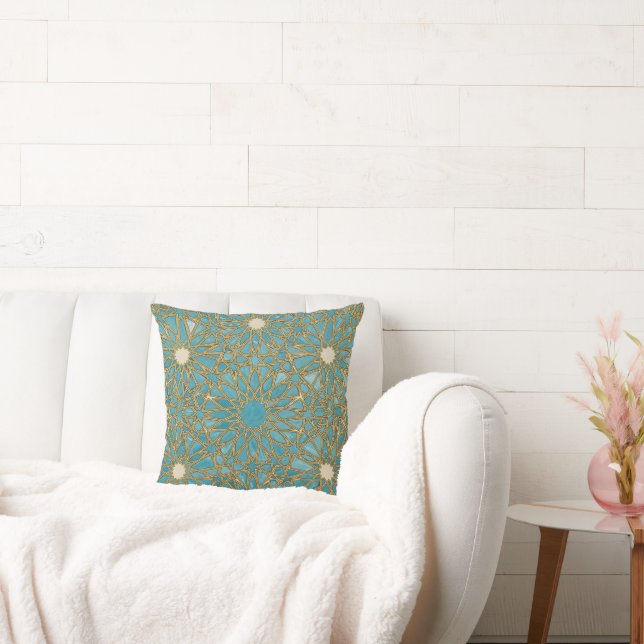 arabesque mosaic pattern throw pillow (Couch)
