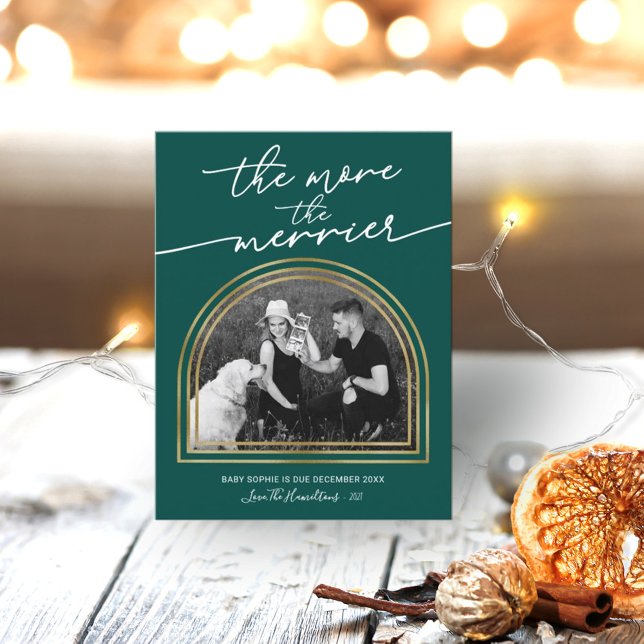 Arch Frame Christmas Pregnancy Announcement  (Creator Uploaded)