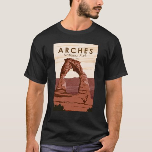 Arches National Park Delicate Arch Vintage T_Shirt