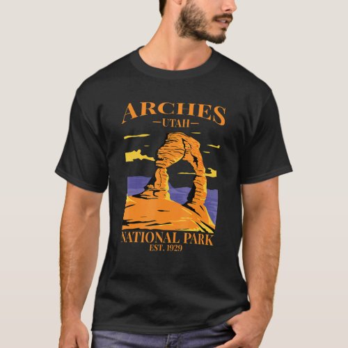 Arches National Park Hiking Utah Vacation T_Shirt