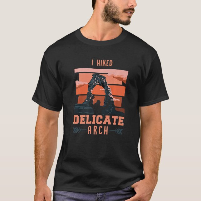 Arches National Park in Utah with the Delicate arc T-Shirt (Front)
