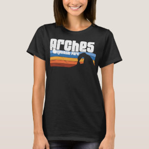 Arches National Park Moab Utah Vacation Retro UT T-Shirt