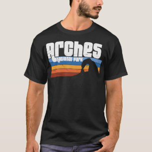 Arches National Park Moab Utah Vacation Retro UT T-Shirt