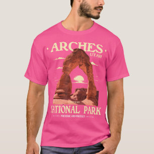Arches National Park - Retro Hiking Camping Lover T-Shirt