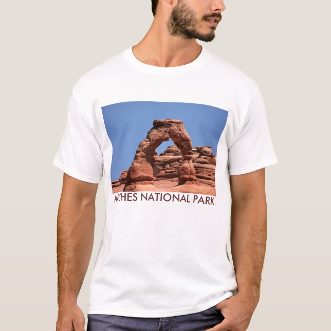 ARCHES NATIONAL PARK T-Shirt (Front)