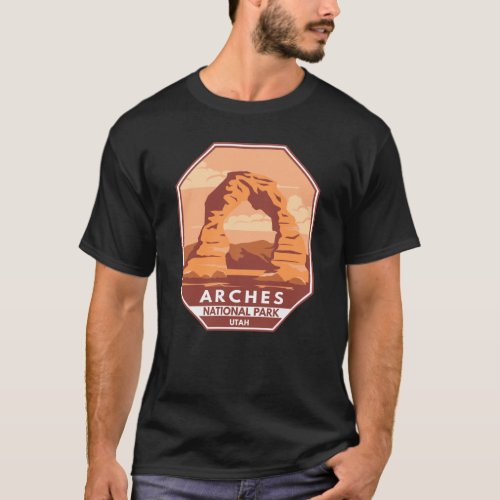 Arches National Park Utah Delicate Arch Art Retro  T_Shirt