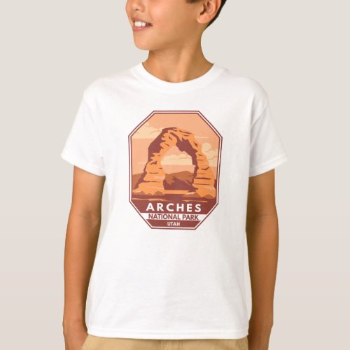 Arches National Park Utah Delicate Arch Art Retro T_Shirt