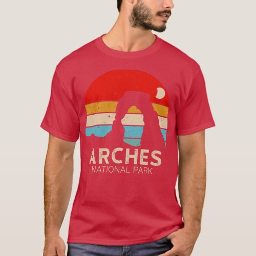 Arches National Park Utah Vintage Sunset T_Shirt