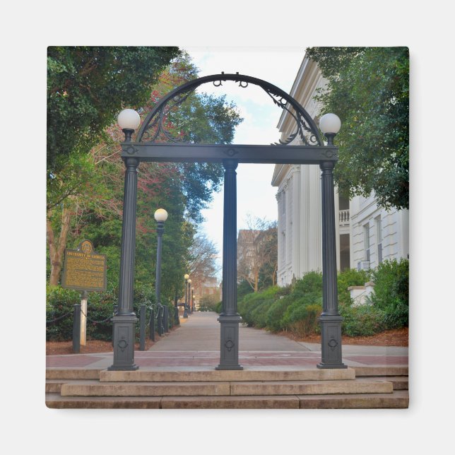 Archway entrance to University Magnet (Front)