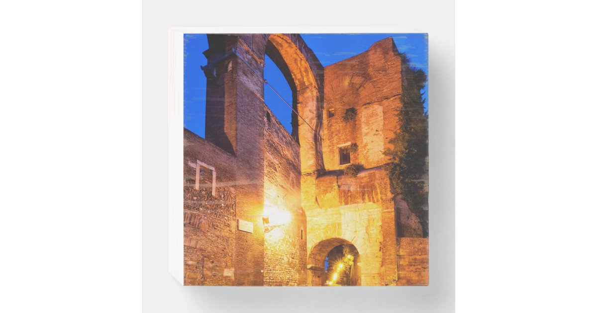 Arco di Dolabella e Silano Wooden