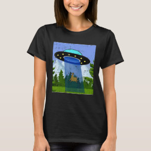 Area 51 Alien UFO Spaceship Llama Fun ny Halloween T-Shirt